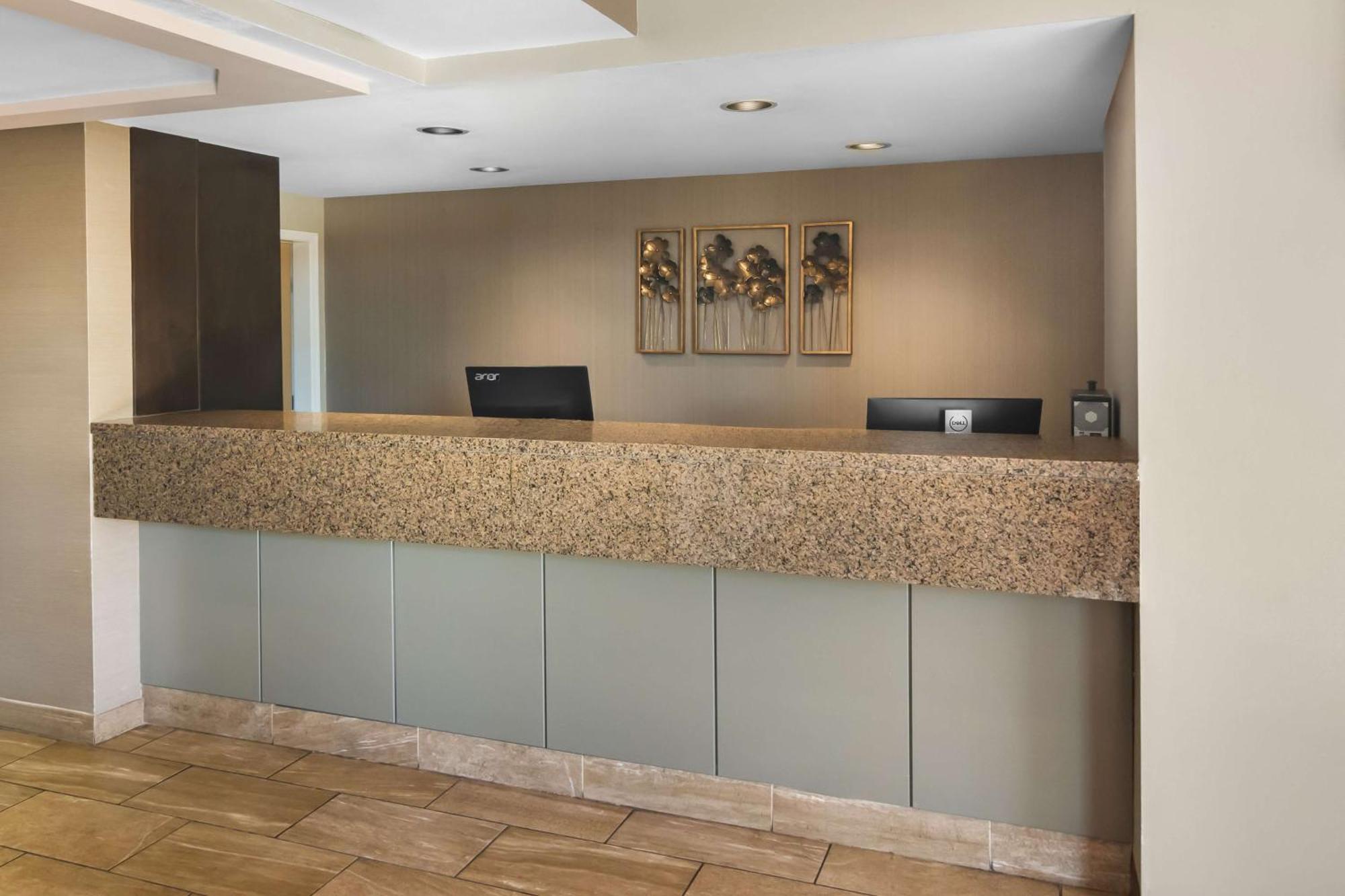 Best Western Plus Osoyoos Hotel & Suites Zewnętrze zdjęcie